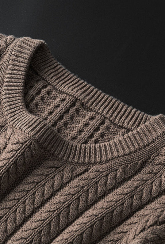 Structure sweater