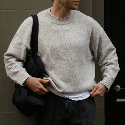 Low-turtleneck knit sweater